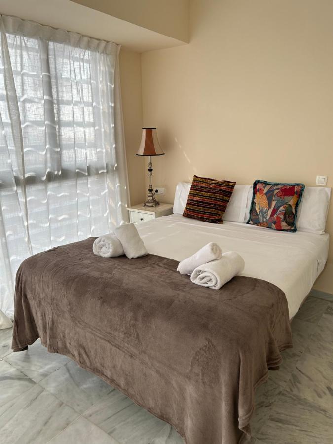 Atico Triana Con Piscina Privada Apartment Sevilla Exterior foto